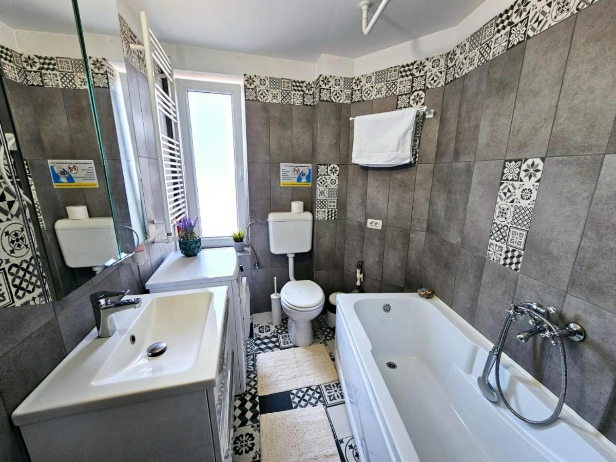 Appartement Chic Old Center - Ivo19 *